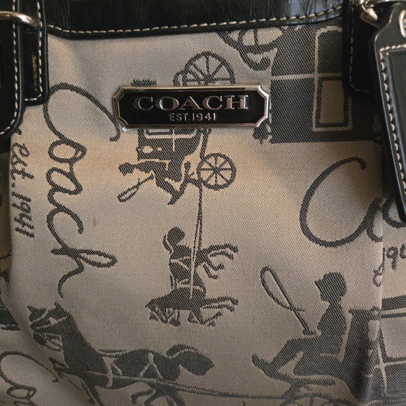 Coach 2pc. Set EUC - Picture 14 of 16